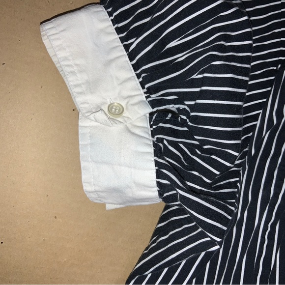 TAILORED BUTTON DOWN BLOUSE. - Picture 11 of 11